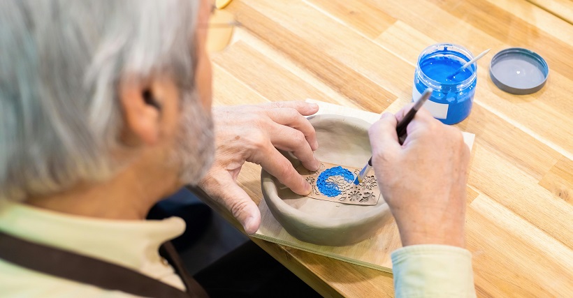 El Proyecto ARS: Arte y Salud en el Alzheimer, implementado en el CREA, forma parte de la exposición del III Certamen de Arte Diverso