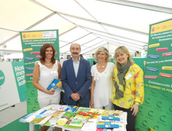 Equipo de Enfermería del Creer con el Subdelegado de Gobierno en Burgos, José María Arribas Andrés