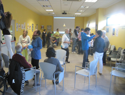 Participantes en el taller Terapias alternativas en el Creer